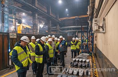 Завод «Профессионал» принял делегацию ведущих машиностроителей России и ряда зарубежных стран